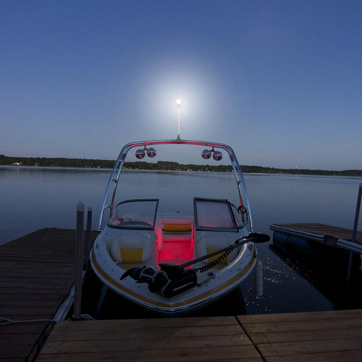 Boat Anchor Light 3-Nautical Mile White LED Fold down Stern Light for Pontoon and Fishing Boat All round 360° White LED 12-24V (9" Foldable)