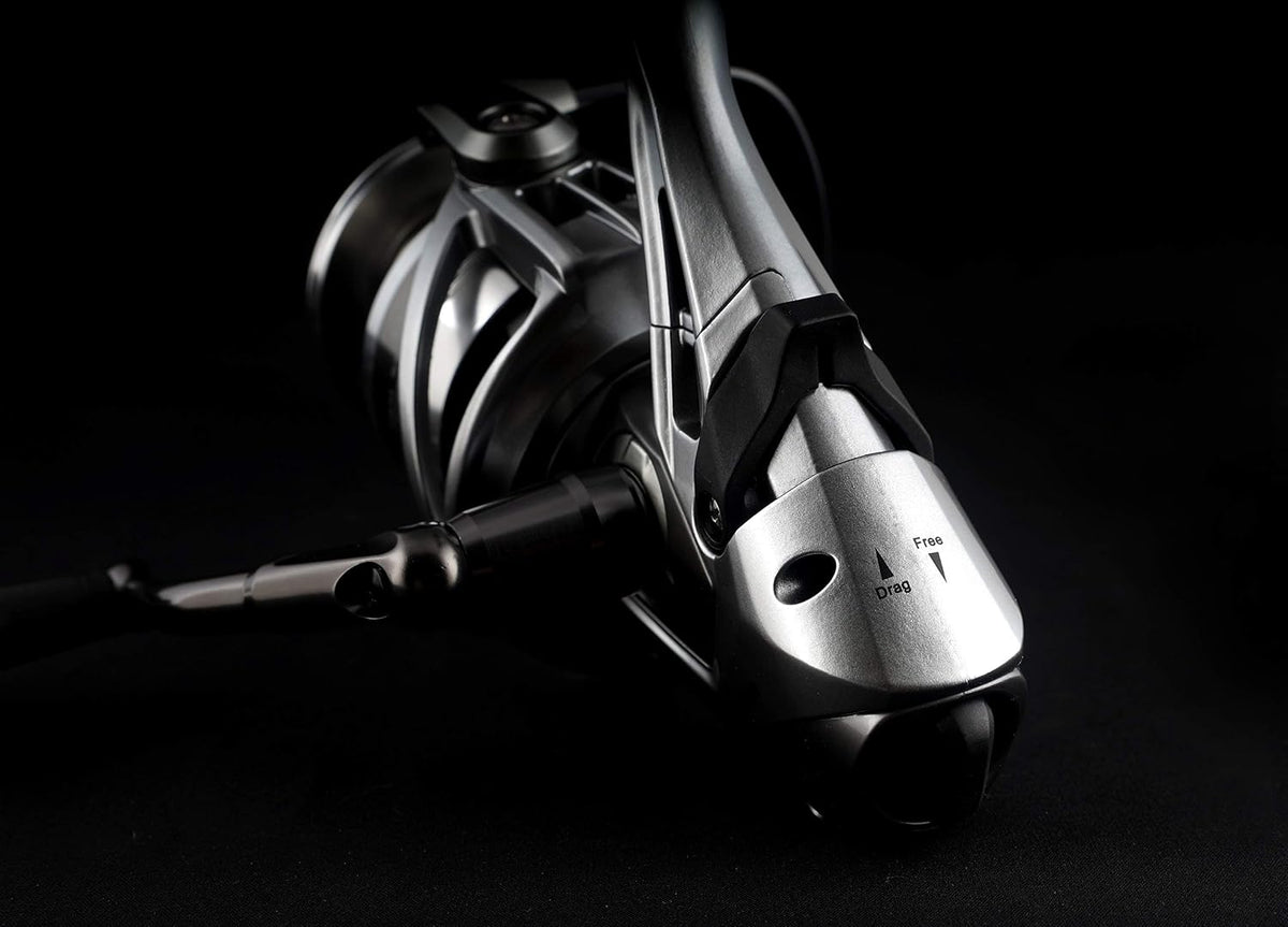 Coronado CDX Lightweight Baitfeeder Saltwater Reel